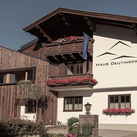 Haus Deutinger Bed & Breakfast Flachau Exterior photo