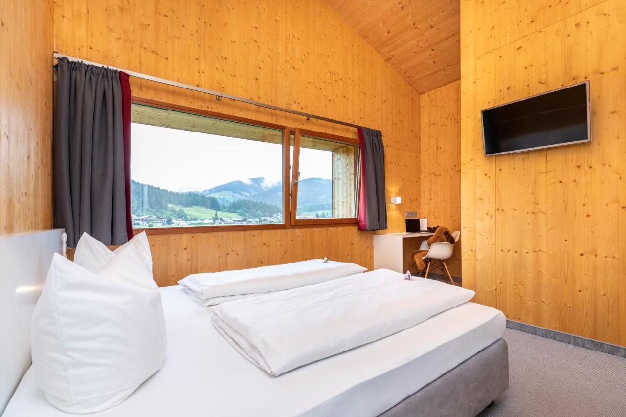 Haus Deutinger Bed & Breakfast Flachau Exterior photo